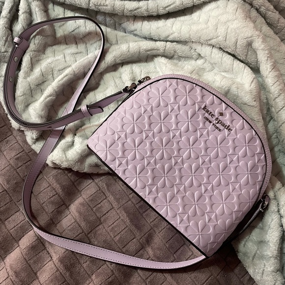 Kate Spade Light Frozen Lilac Holly Spade Clover Geo Embossed Leather Crossbody - Picture 3 of 4